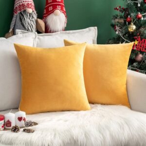 Coussin jaune